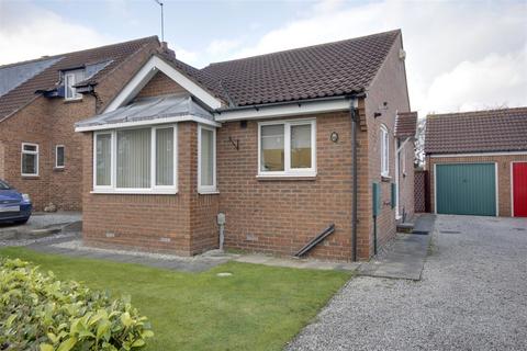 2 bedroom detached bungalow for sale, The Willows, Hessle