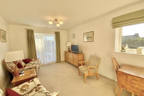 1 bedroom sheltered housing for sale, St. Giles Mews, Stony Stratford, Milton Keynes