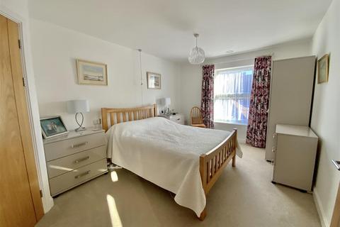 1 bedroom sheltered housing for sale, St. Giles Mews, Stony Stratford, Milton Keynes