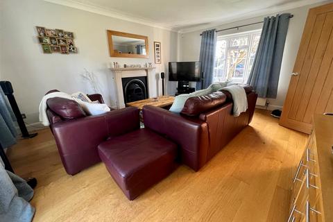 21 The Cobbins, Burnham-on-crouch, CM0 8QL