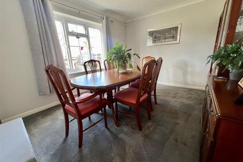 21 The Cobbins, Burnham-on-crouch, CM0 8QL