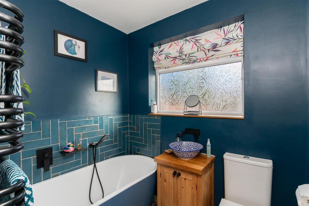 6 SCSG - Bathroom C.jpg