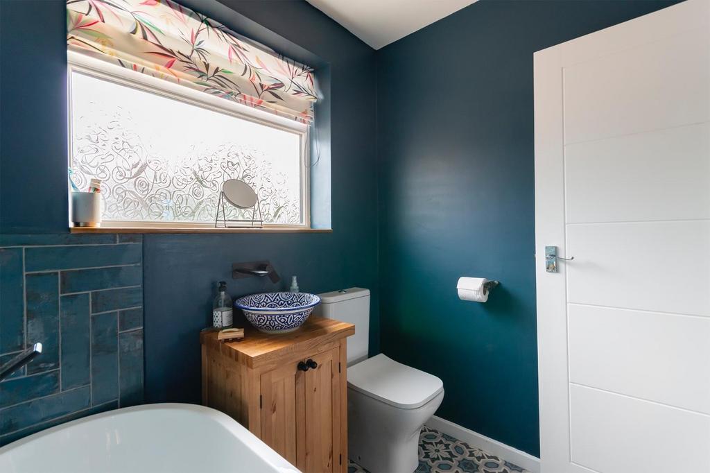 6 SCSG - Bathroom A.jpg