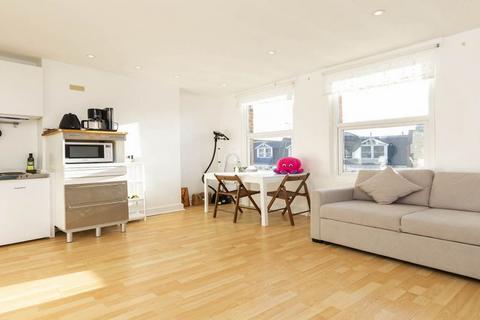 1 bedroom ground floor flat to rent - N8