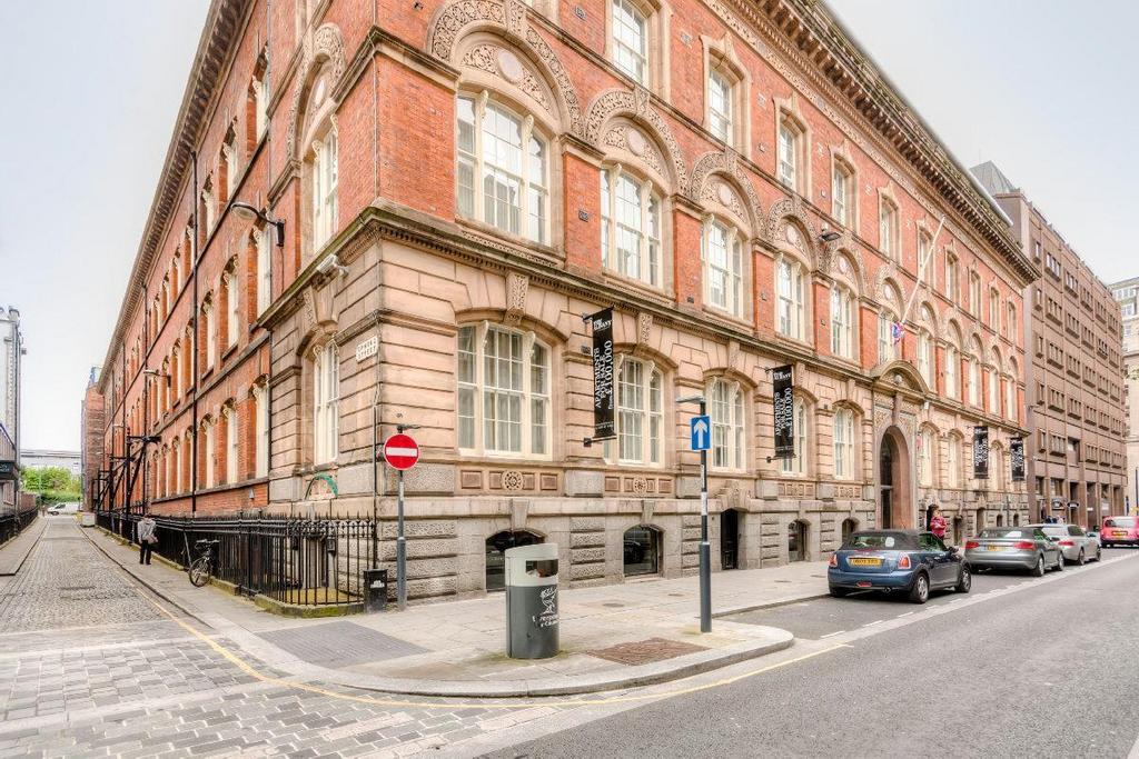 YE72lspg5 UC-P9h V9 Bbg Cg.jpg