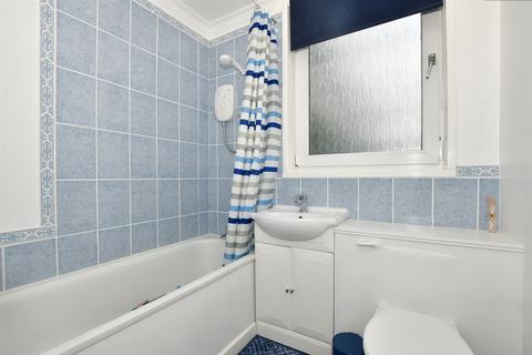 65 Upper Walthamstow Road, London, E17 3QG