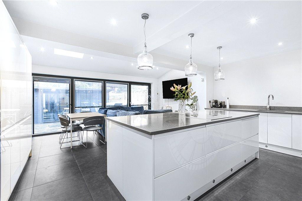 Kitchen/Living Room