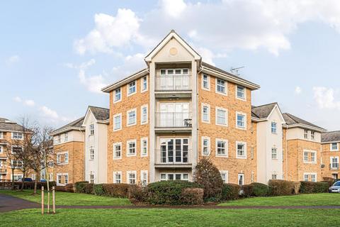 2 bedroom flat for sale, Sunbury-on-Thames,  Surrey,  TW16