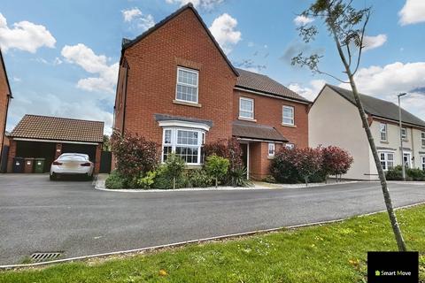 5 bedroom detached house for sale, Glenfields North, Whittlesey, Peterborough. PE7 1GG