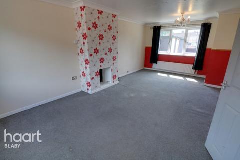 3 bedroom terraced house for sale, Shield Crescent, Leicester