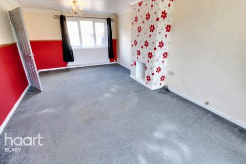 3 bedroom terraced house for sale, Shield Crescent, Leicester