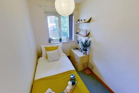 2 bedroom flat to rent, 52 Park Road, Lenton, Nottingham, NG7 1JG