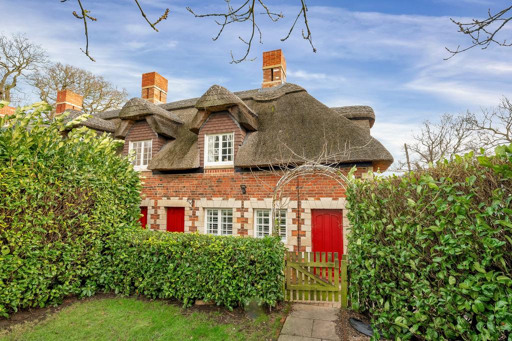 Bede Houses, Stapleford 3 bed character property for sale £425,000