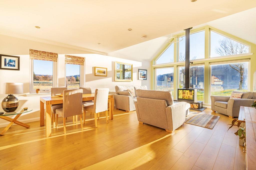 Caberfeidh Ardaneaskan, Lochcarron, Strathcarron, IV54 8YL 3 bed