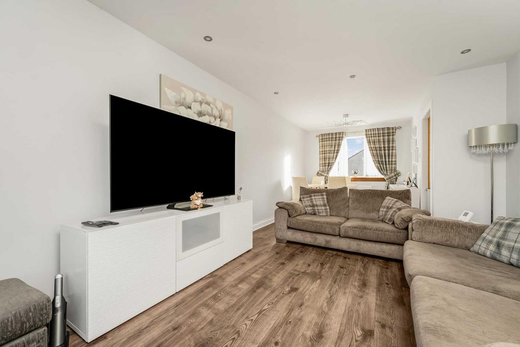 Gilfillan Way, Foxbar 2 bed end of terrace house for sale £130,000