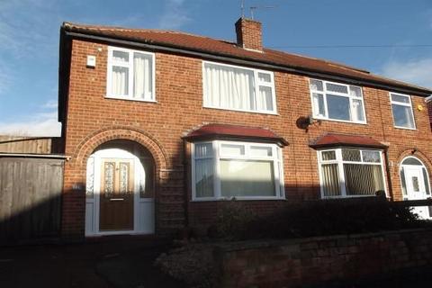 2 bedroom house to rent, 32 Elvaston Road, Wollaton, Nottingham, NG8 1JW