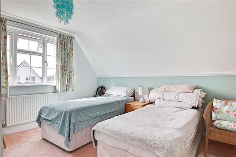 18 Brambletyne Close, Angmering, Littlehampton, BN16 4DD