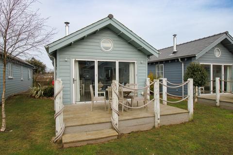 2 bedroom chalet for sale, Trinity Way, The Bay, Filey YO14