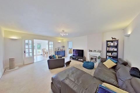 5 bedroom detached house for sale, Beltinge Road, Herne Bay, CT6 6JE