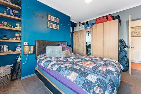 Flat 3/1, 21 Florida Drive, Glasgow, G42 9DN
