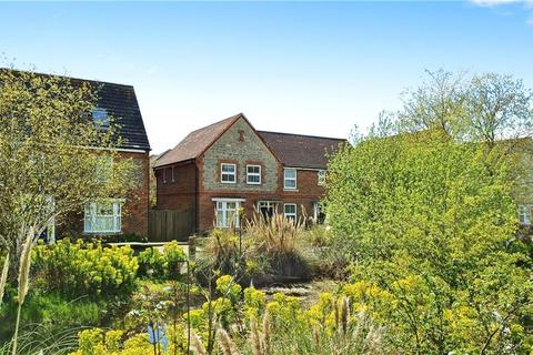 3 bedroom semi-detached house for sale, Blackthorn Avenue, Felpham, Bognor Regis