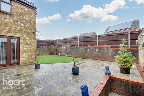 66 Conifer Walk, Stevenage, SG2 7QS