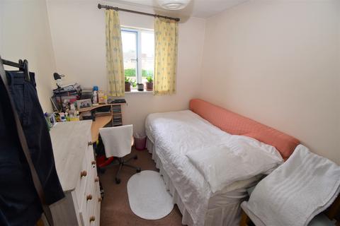 2 bedroom flat for sale - Emscote Road, Warwick, CV34 5LD