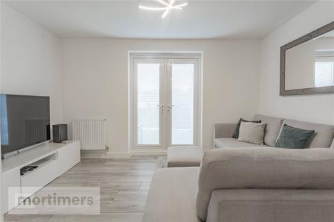 11 Chestnut Avenue, Blackburn, BB1 8FG