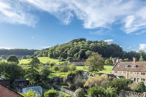 Figgy Cottage, 22 Townsend, Montacute, TA15 6XH