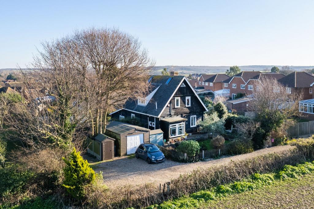 Grasmere Road, Whitstable, CT5 4 bed detached house for sale £525,000
