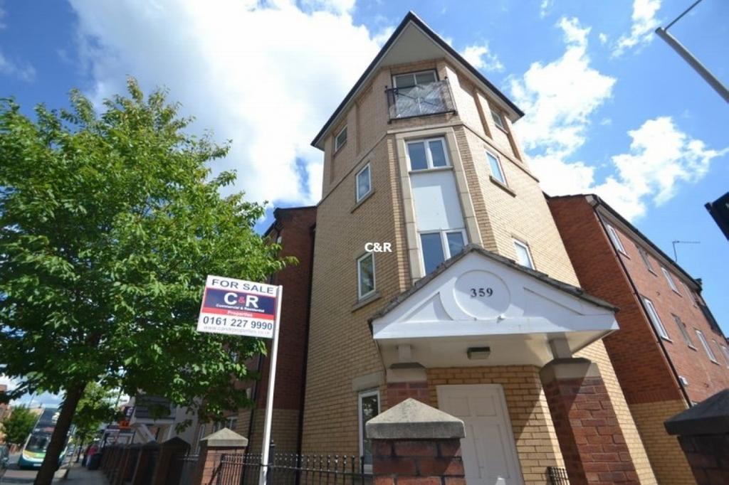 Stretford Road, Hulme, Manchester. M15 4AY 3 bed flat for sale £199,950