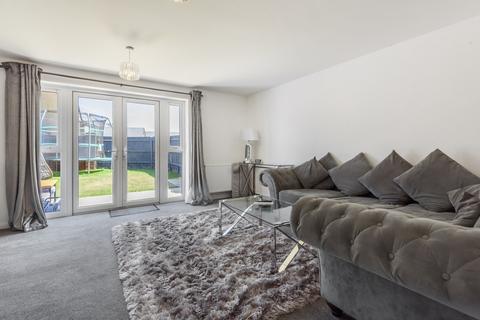 undefined, Stride Gardens, Bursledon, Southampton, Hampshire, SO31