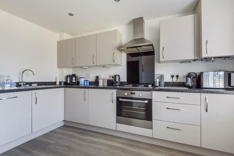 undefined, Stride Gardens, Bursledon, Southampton, Hampshire, SO31
