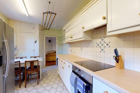 10 Mandeville Road, Canterbury, CT2 7HB