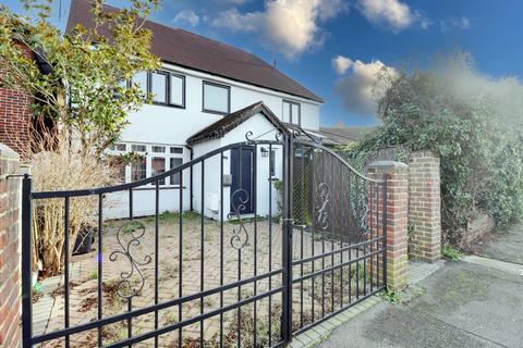 4 bedroom detached house for sale, Cheshire Gardens, Chessington KT9