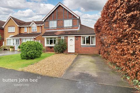 3 bedroom detached house for sale - Fernleigh Close, Winsford