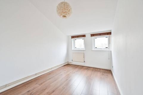 1 bedroom flat to rent, Bracknell Close, N22, Wood Green, London, N22