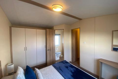 2 bedroom static caravan for sale, Amble Links Holiday Park
