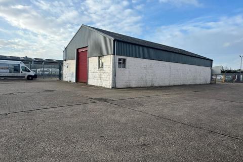 Warehouse to rent, Fengate, Eastbourne, Cambridgeshire, PE1