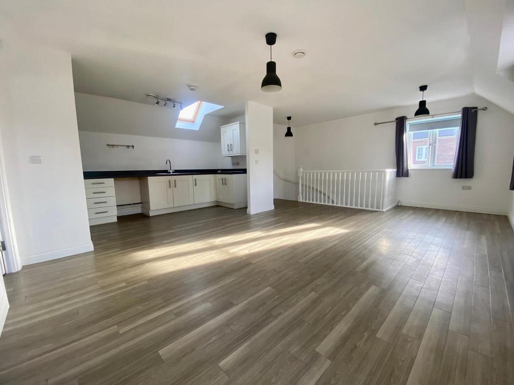 Open plan living/kitchen