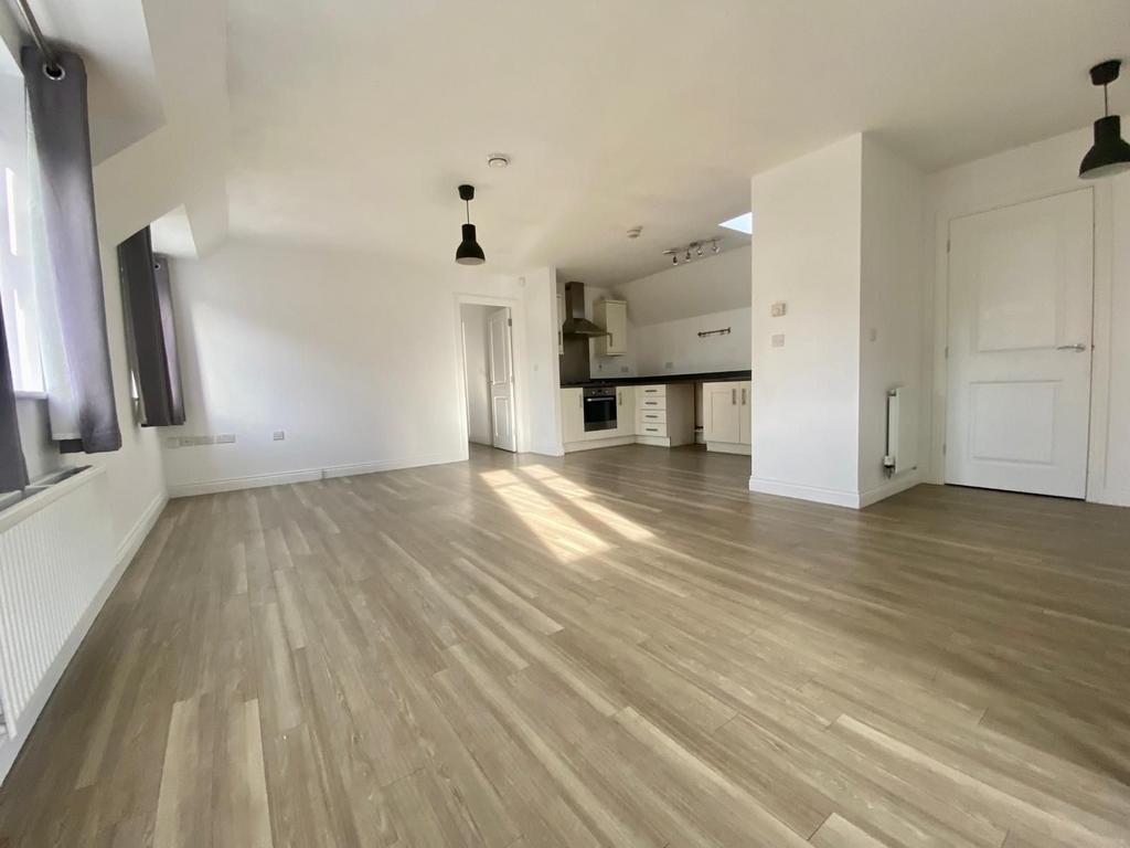 Open plan living/kitchen