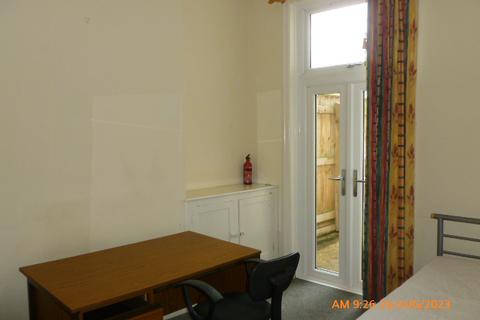 5 bedroom house to rent - Exeter EX4