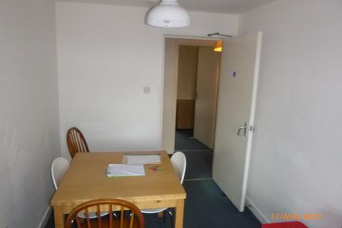 3 bedroom apartment to rent, Mount Pleasant Road, Exeter EX4