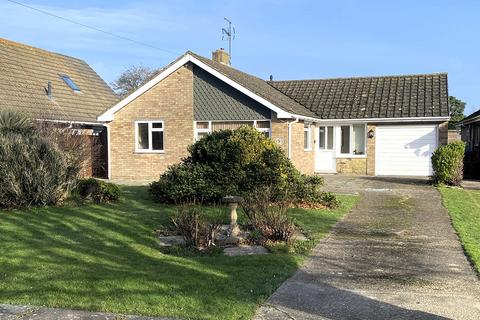 2 bedroom detached bungalow for sale - Downlands Close, Nyetimber, Bognor Regis, West Sussex PO21