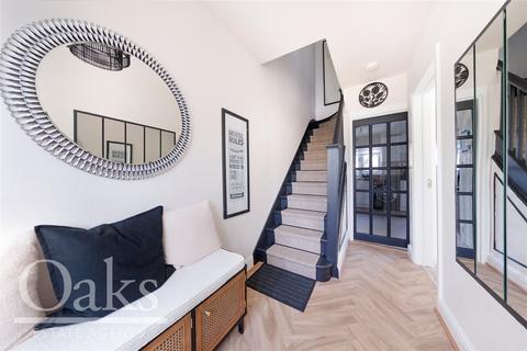 8 Canham Road, London, SE25 6RZ