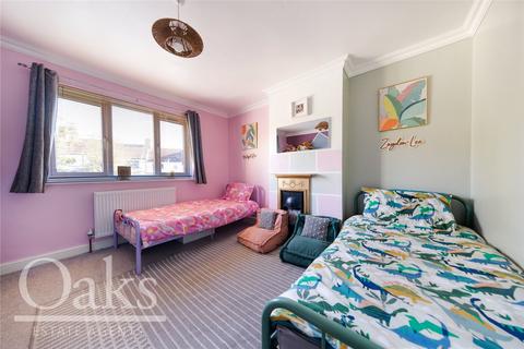 8 Canham Road, London, SE25 6RZ