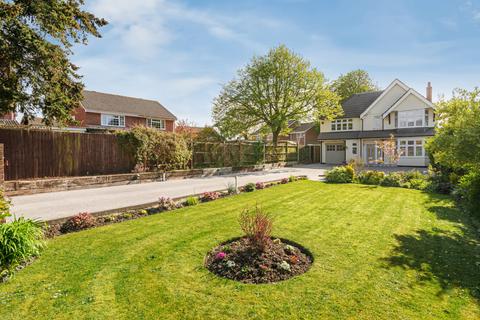 5 bedroom detached house for sale, Station Road, Netley Abbey, Hampshire, SO31