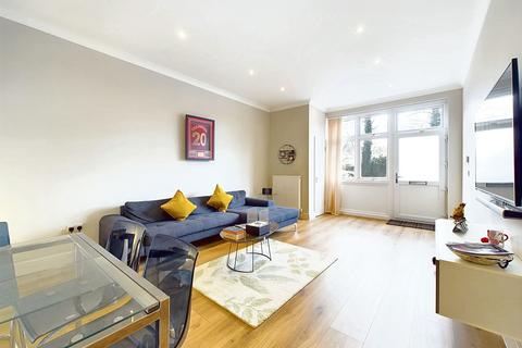 1 bedroom flat for sale, Dwight Road, Watford, WD18