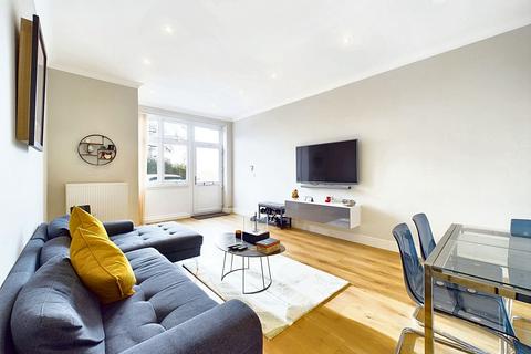 9, Fitzroy House Dwight Road, Watford, WD18 9AA