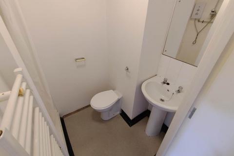 1 bedroom flat to rent, Gwennyth House, Flat 1, Room 2, Gwennyth Street, Cathays